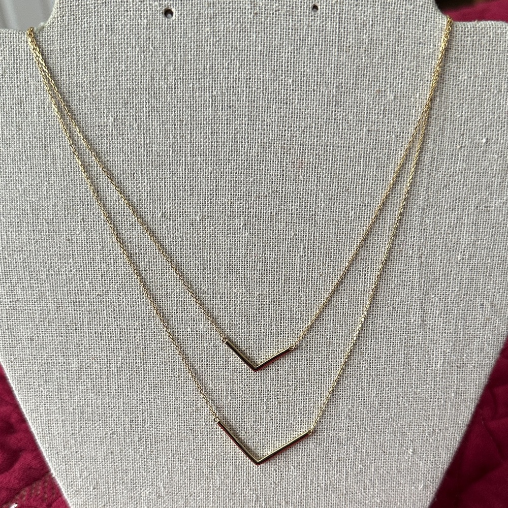 Stella & Dot Gold Chevron Necklace